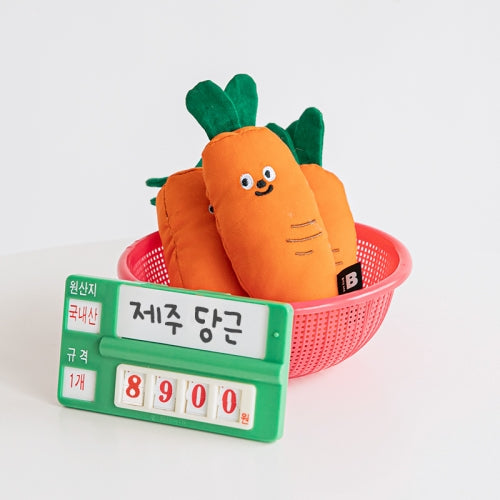 Jeju Carrot Cat Toy